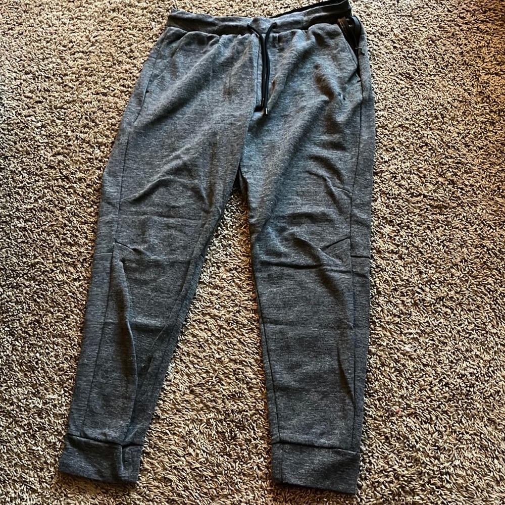 Comfy grey sweat pants